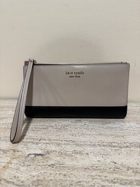 Kate Spade Spencer Continental Wristlet Saffiano Leather Wallet Beige and Black